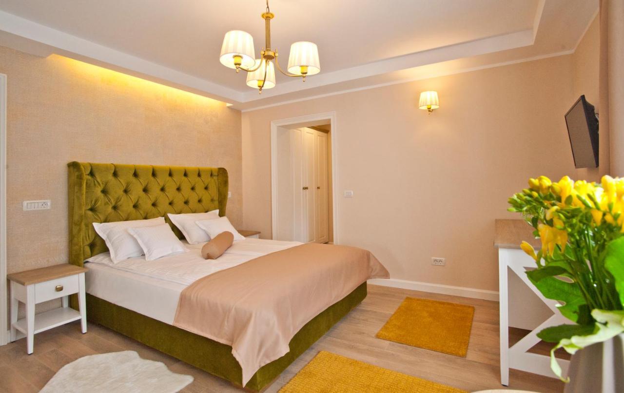 Uphill Residence Sinaia Bagian luar foto