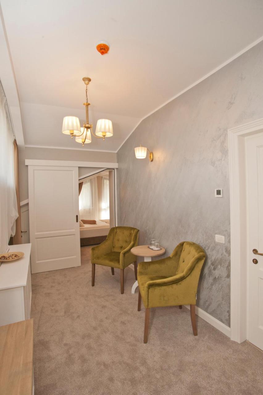 Uphill Residence Sinaia Bagian luar foto