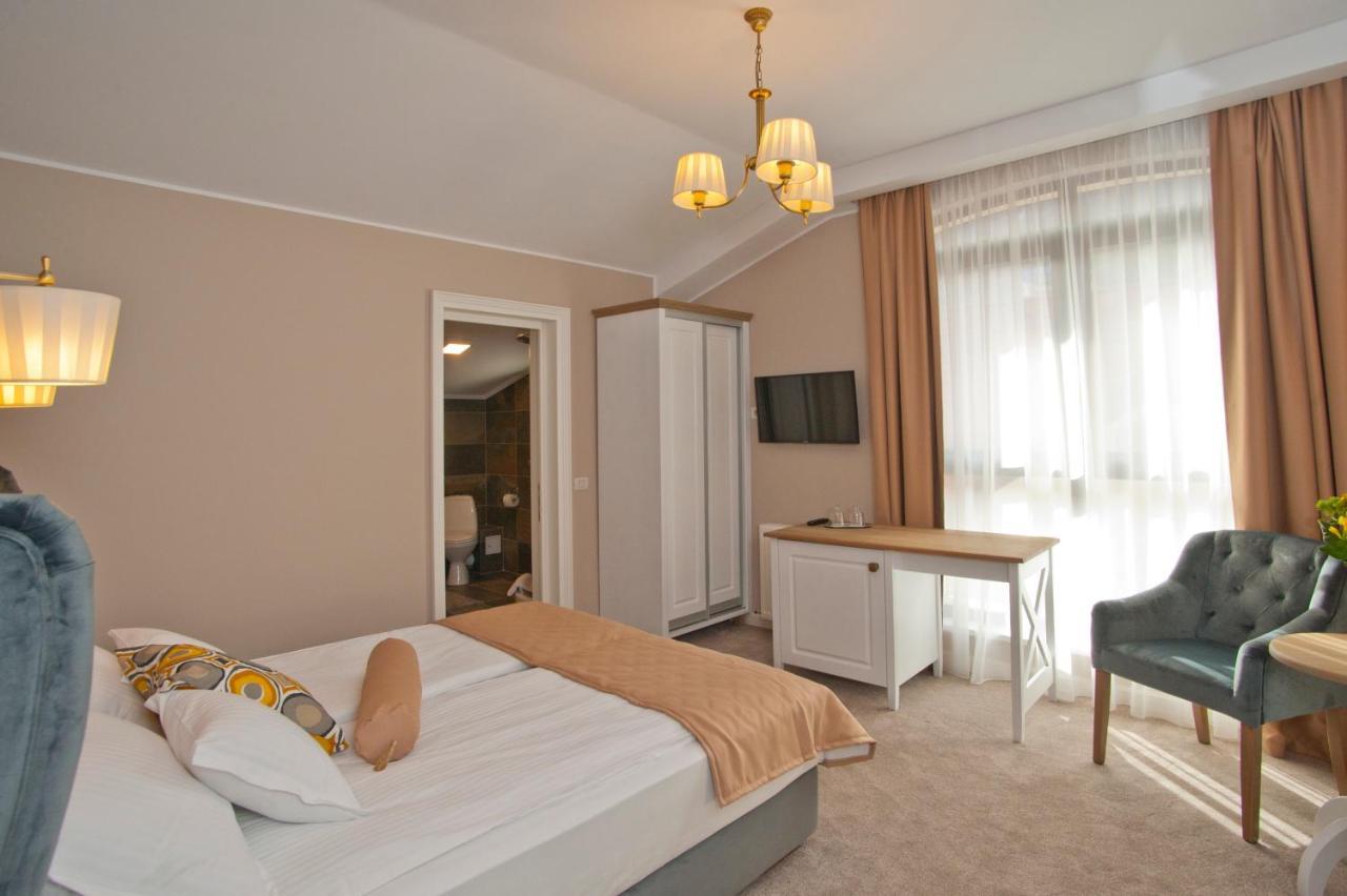 Uphill Residence Sinaia Bagian luar foto